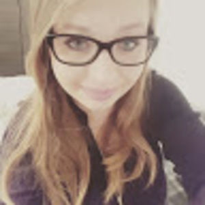 Meet your Posher, Deena